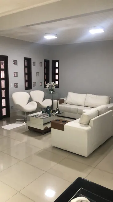 Foto 1 de Casa com 4 Quartos à venda, 220m² em Jardim Santo Antônio, Goiânia