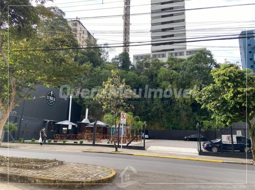 Foto 1 de Lote/Terreno à venda, 1100m² em Lourdes, Caxias do Sul