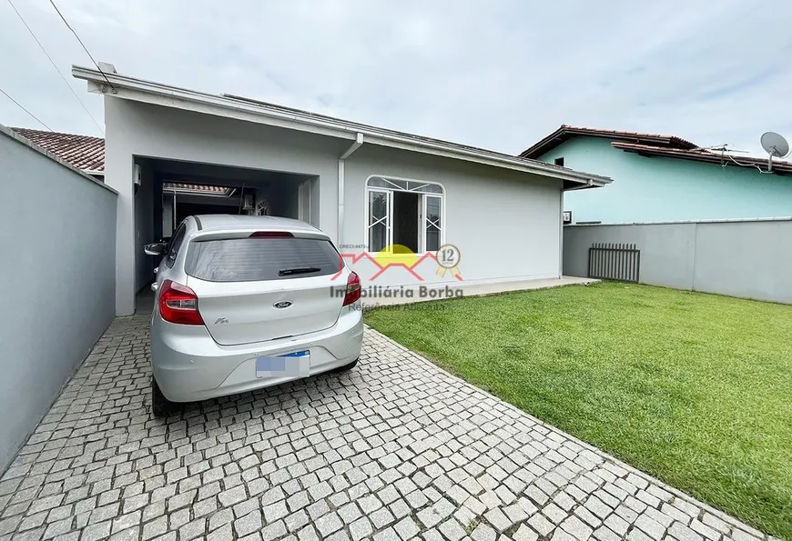 Foto 1 de Casa com 3 Quartos à venda, 150m² em João Costa, Joinville