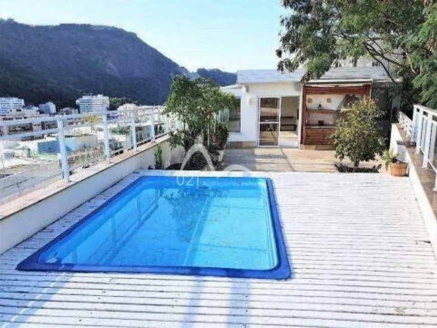 Foto 1 de Cobertura com 3 Quartos à venda, 270m² em Humaitá, Rio de Janeiro