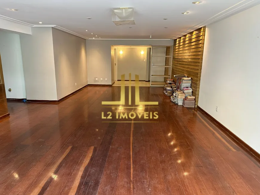 Foto 1 de Apartamento com 4 Quartos à venda, 230m² em Ondina, Salvador