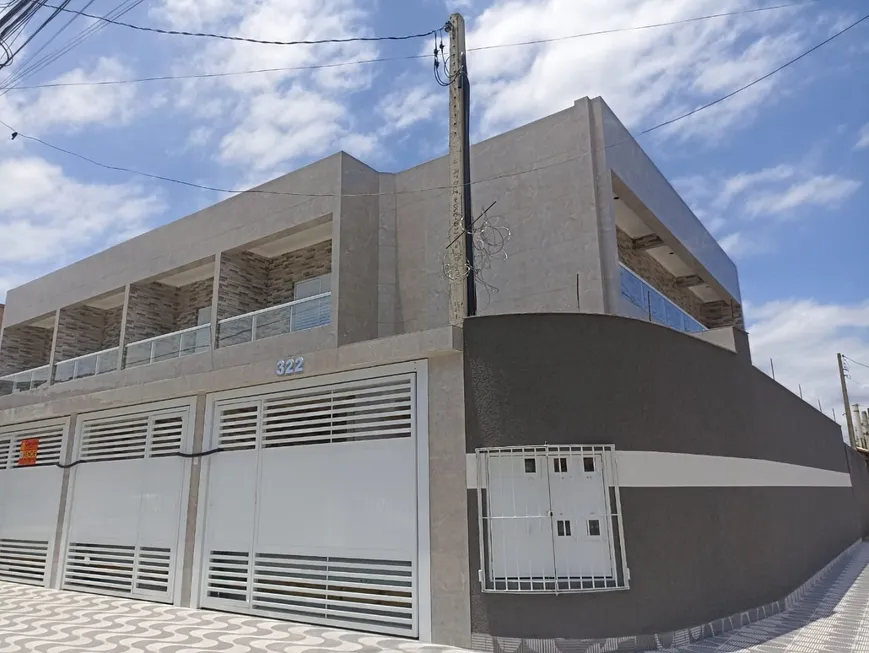 Foto 1 de Casa de Condomínio com 2 Quartos à venda, 59m² em Maracanã, Praia Grande
