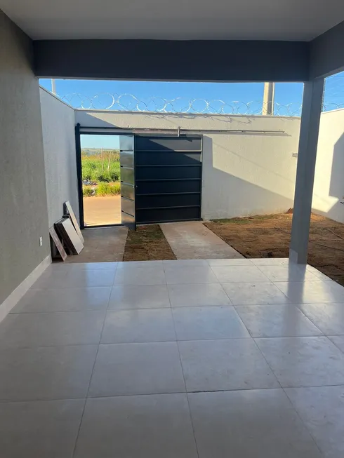 Foto 1 de Casa com 3 Quartos à venda, 160m² em Residencial Vida Nova, Anápolis