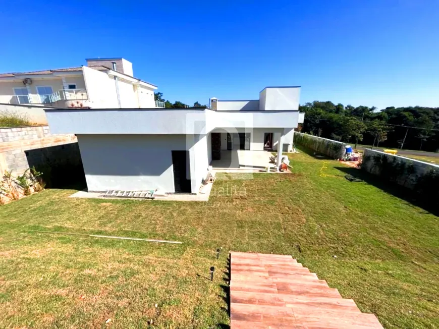 Foto 1 de Casa de Condomínio com 4 Quartos à venda, 350m² em Saint Charbel, Aracoiaba da Serra