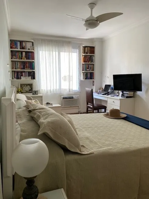Foto 1 de Apartamento com 2 Quartos à venda, 98m² em Gonzaga, Santos