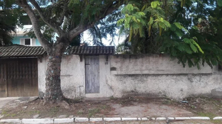 Foto 1 de Casa com 2 Quartos à venda, 360m² em Recanto das Dunas, Cabo Frio