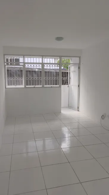 Foto 1 de Apartamento com 3 Quartos para venda ou aluguel, 90m² em Catole, Campina Grande