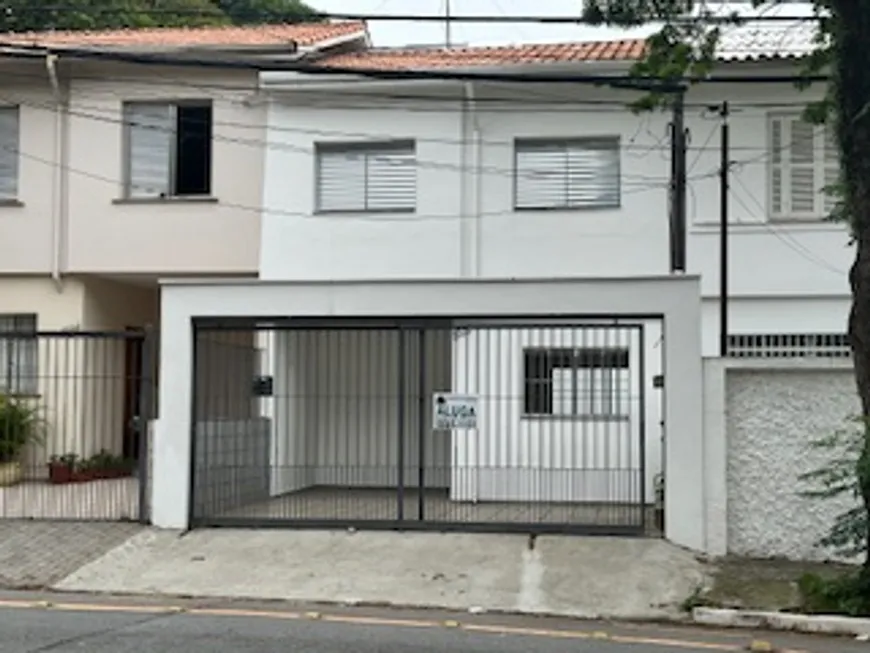 Foto 1 de Sobrado com 3 Quartos para alugar, 115m² em Indianópolis, São Paulo