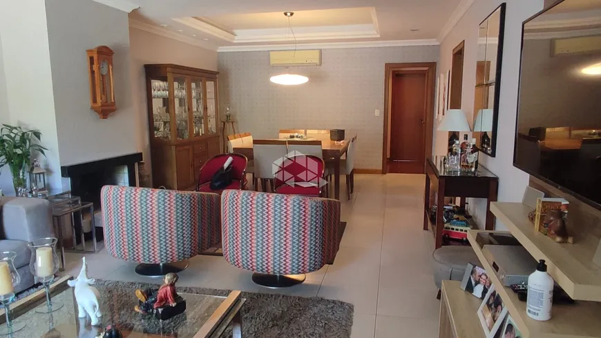 Foto 1 de Apartamento com 3 Quartos à venda, 201m² em Vila Ipiranga, Porto Alegre