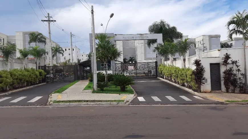 Foto 1 de Apartamento com 2 Quartos à venda, 39m² em Jardim America Vila Xavier, Araraquara
