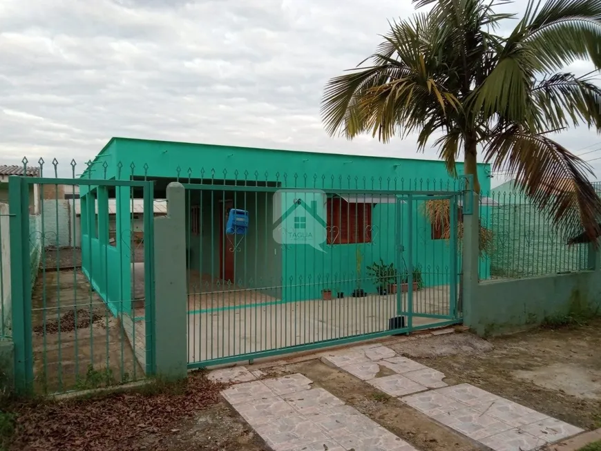 Foto 1 de Casa com 2 Quartos à venda, 93m² em Jardim Fiúza, Viamão