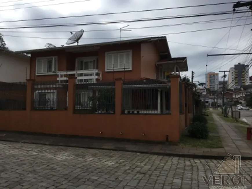 Foto 1 de Casa com 3 Quartos à venda, 185m² em Parque dos Vinhedos, Caxias do Sul