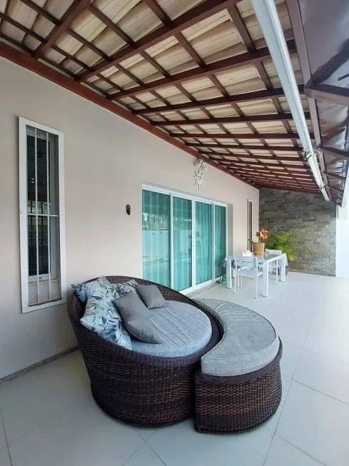 Foto 1 de Casa com 4 Quartos à venda, 159m² em Pereque, Ilhabela