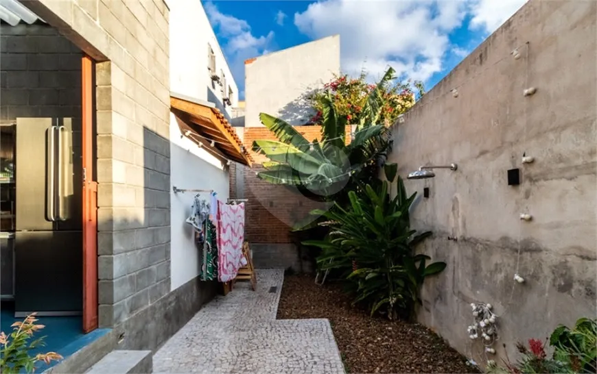 Foto 1 de Casa com 3 Quartos à venda, 160m² em Vila Romana, São Paulo