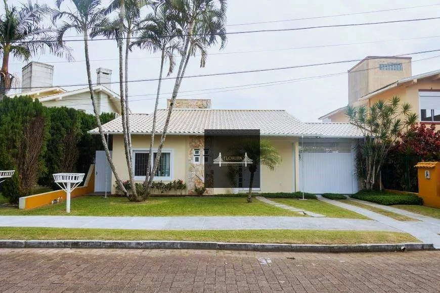 Foto 1 de Casa com 3 Quartos à venda, 164m² em Jurerê Internacional, Florianópolis