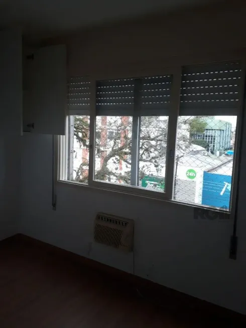 Foto 1 de Apartamento com 1 Quarto à venda, 43m² em Partenon, Porto Alegre