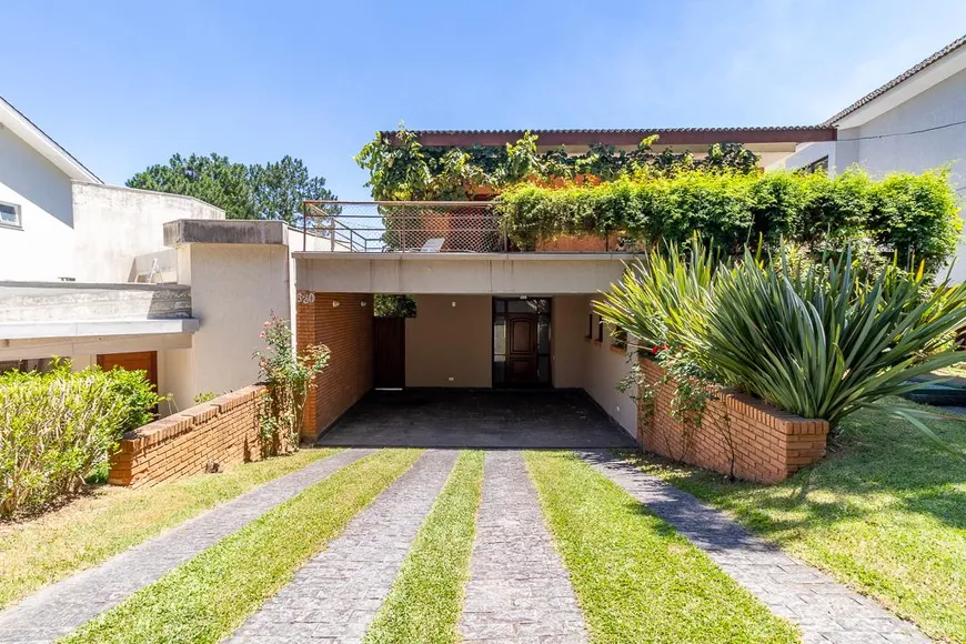 Foto 1 de Casa de Condomínio com 4 Quartos à venda, 350m² em Alphaville, Santana de Parnaíba