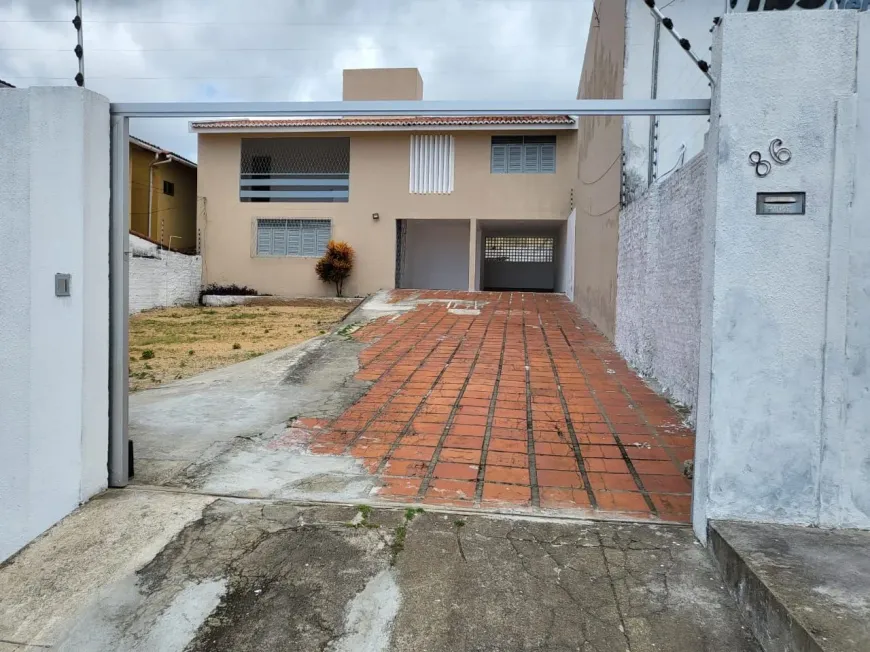 Foto 1 de Casa com 3 Quartos para alugar, 180m² em Neópolis, Natal