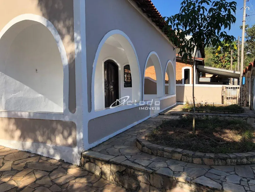 Foto 1 de Casa com 3 Quartos à venda, 200m² em Nogueira, Guararema