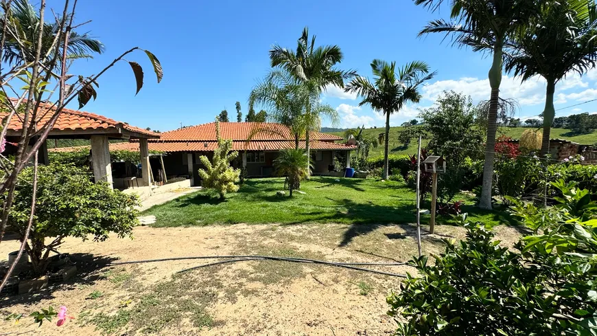 Foto 1 de Fazenda/Sítio com 3 Quartos à venda, 6000m² em Sapucai, Jacutinga