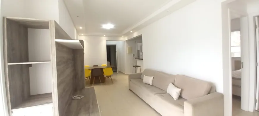 Foto 1 de Apartamento com 3 Quartos para alugar, 100m² em Jardim Astúrias, Guarujá