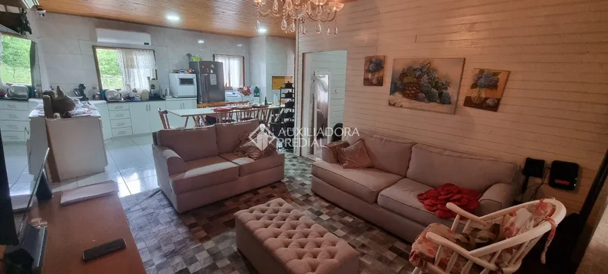 Foto 1 de Casa com 3 Quartos à venda, 120m² em Mato Queimado, Gramado