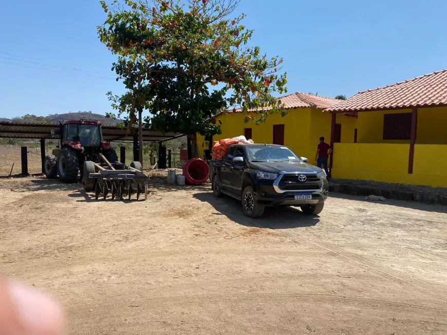 Foto 1 de Prédio Residencial com 3 Quartos à venda, 6000000m² em Centro, Pedra Azul