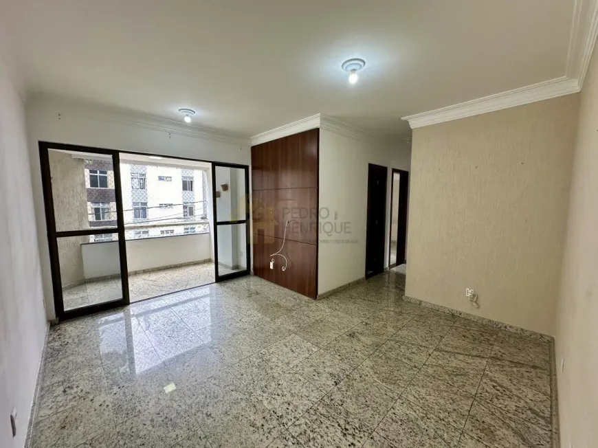 Foto 1 de Apartamento com 3 Quartos à venda, 77m² em Costa Azul, Salvador