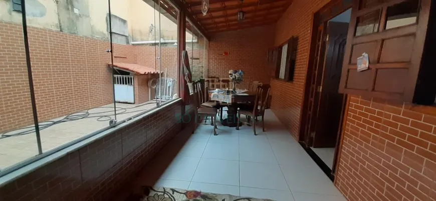 Foto 1 de Casa com 3 Quartos à venda, 157m² em Jaqueline, Belo Horizonte