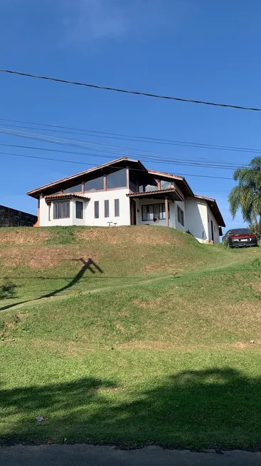 Foto 1 de Casa de Condomínio com 3 Quartos à venda, 200m² em Loteamento Chácara Embu Guaçu, Embu-Guaçu