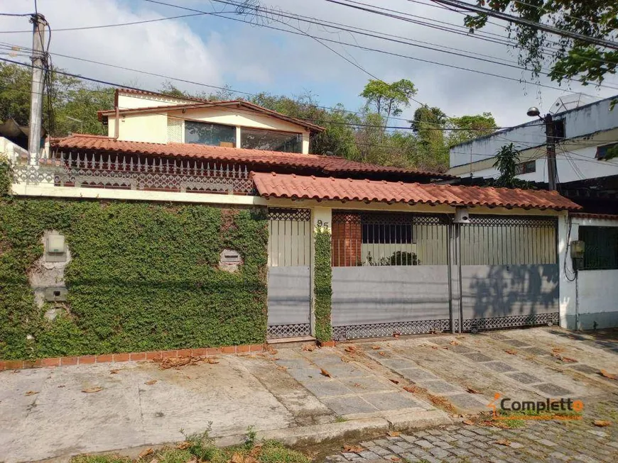 Foto 1 de Casa de Condomínio com 3 Quartos à venda, 322m² em Taquara, Rio de Janeiro