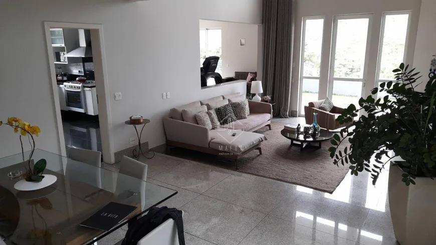 Foto 1 de Casa de Condomínio com 4 Quartos à venda, 412m² em Vila Castela , Nova Lima