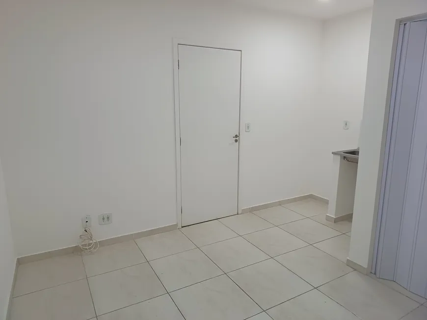 Foto 1 de Apartamento com 1 Quarto para alugar, 25m² em Vila Esperança, São Paulo