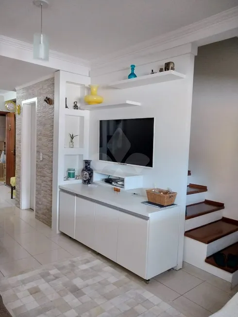 Foto 1 de Casa de Condomínio com 3 Quartos à venda, 100m² em Nonoai, Porto Alegre