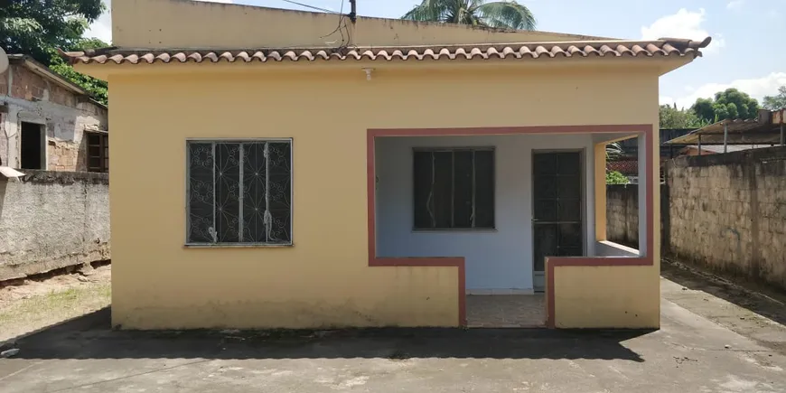 Foto 1 de Casa com 2 Quartos à venda, 300m² em Jardim Maracana, Seropédica