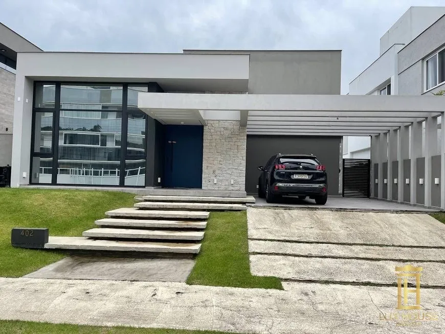Foto 1 de Casa com 3 Quartos à venda, 230m² em Jurerê, Florianópolis