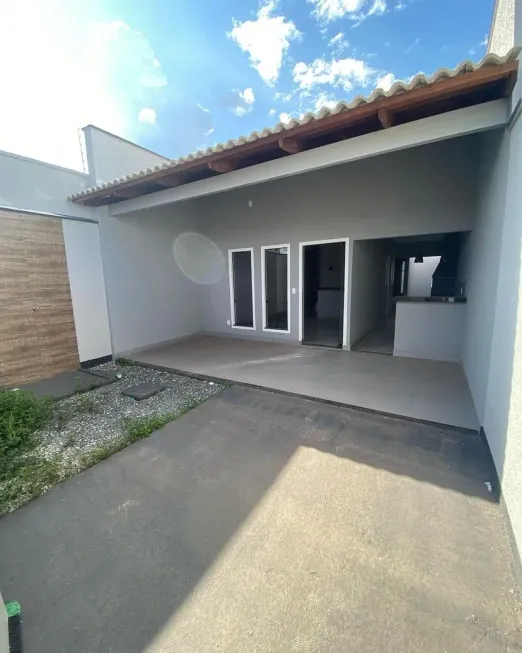 Foto 1 de Casa com 2 Quartos à venda, 160m² em Conceição, Feira de Santana