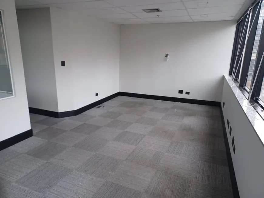 Foto 1 de Sala Comercial para alugar, 100m² em Indianópolis, São Paulo