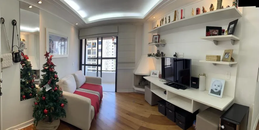 Foto 1 de Apartamento com 3 Quartos à venda, 75m² em Brooklin, São Paulo