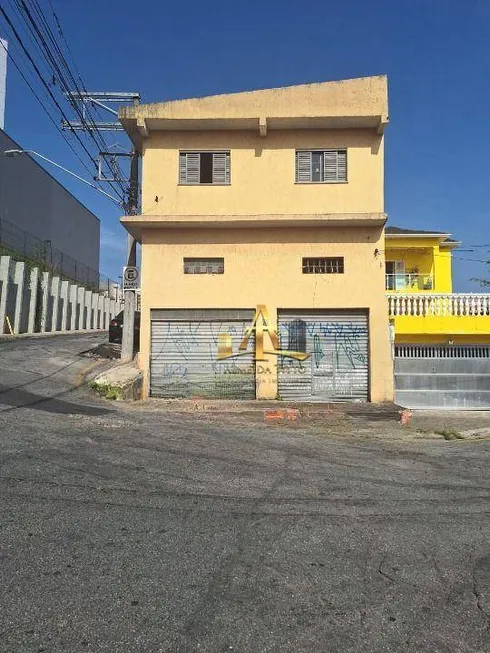 Foto 1 de Casa com 5 Quartos à venda, 240m² em Jardim dos Camargos, Barueri