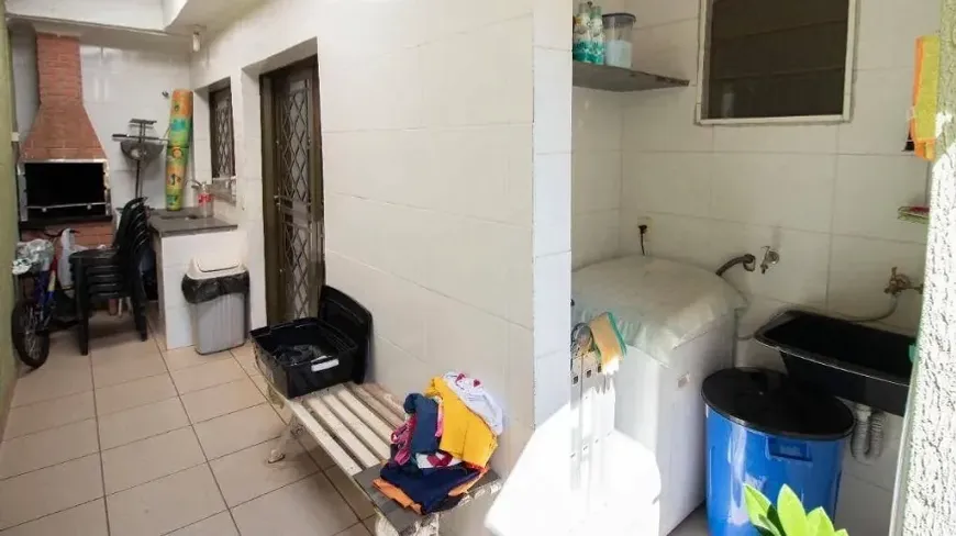 Foto 1 de Casa com 3 Quartos à venda, 150m² em Vila Albertina, Ribeirão Preto