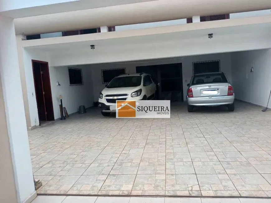 Foto 1 de Casa com 3 Quartos à venda, 408m² em Vila Trujillo, Sorocaba