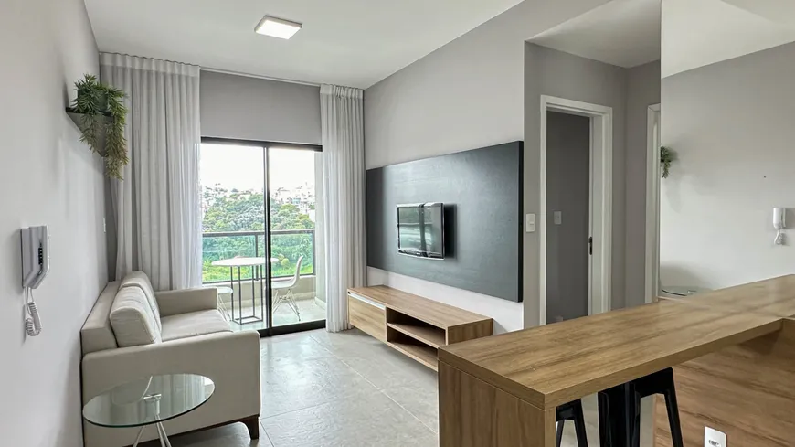 Foto 1 de Apartamento com 1 Quarto à venda, 40m² em São Pedro, Juiz de Fora