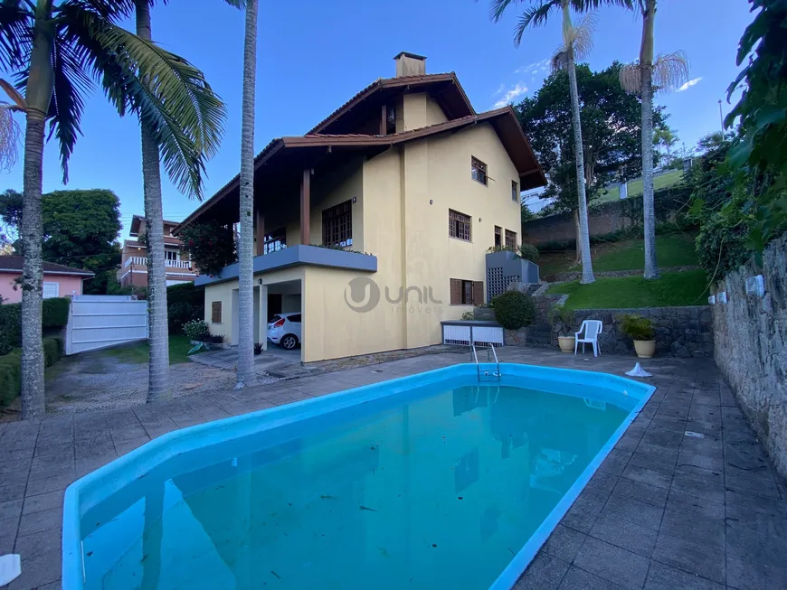 Foto 1 de Casa com 3 Quartos à venda, 338m² em Trindade, Florianópolis