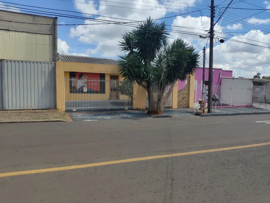 Foto 1 de Casa com 3 Quartos à venda, 360m² em Coroados, Londrina