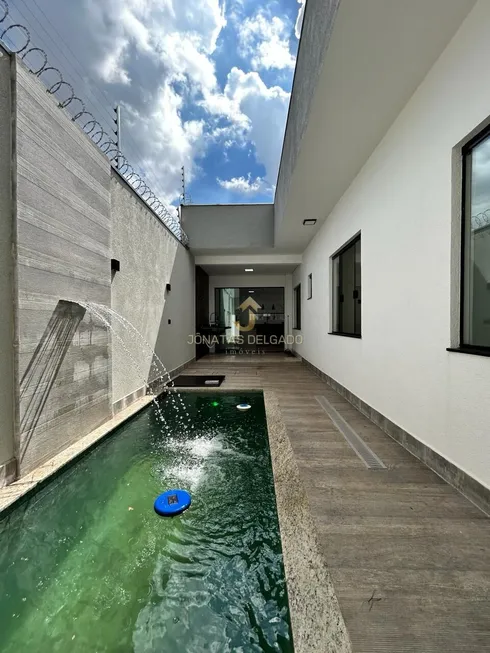 Foto 1 de Casa com 3 Quartos à venda, 149m² em Bom Jardim, Maringá