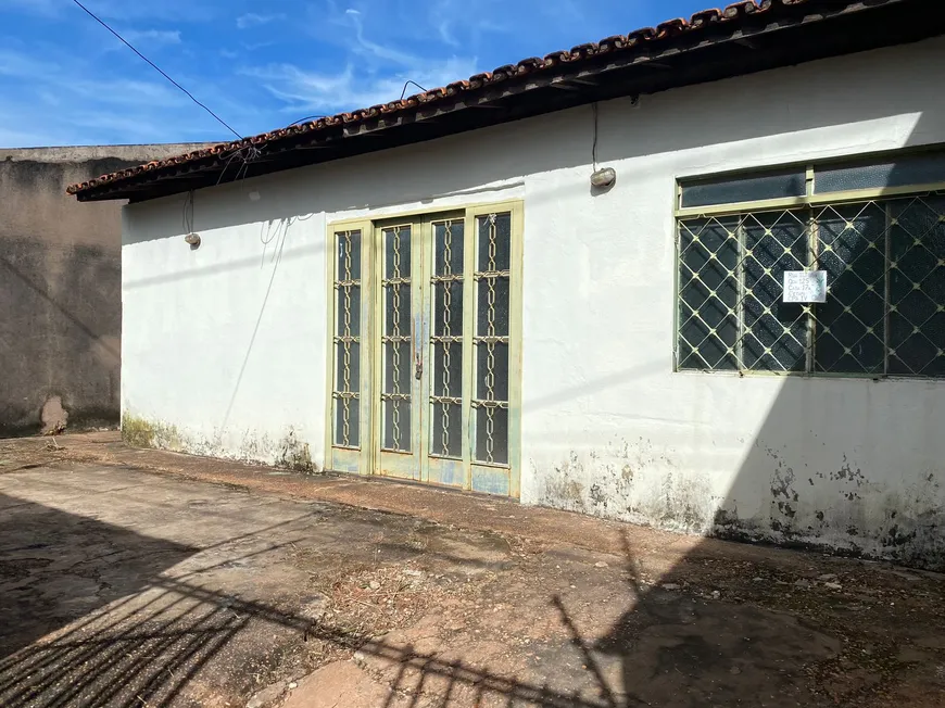 Foto 1 de Casa com 2 Quartos à venda, 90m² em CPA IV, Cuiabá