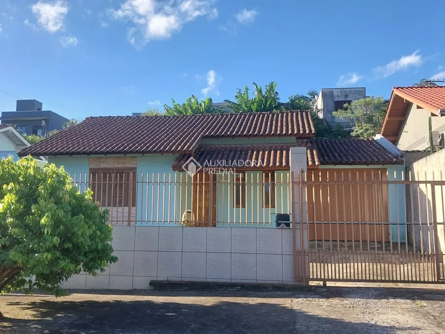 Foto 1 de Casa com 2 Quartos à venda, 58m² em Solar do Campo, Campo Bom