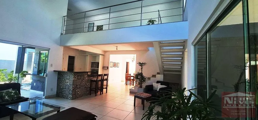 Foto 1 de Casa de Condomínio com 3 Quartos à venda, 293m² em Busca-Vida, Camaçari