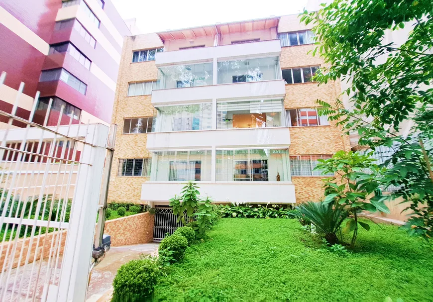 Foto 1 de Apartamento com 2 Quartos à venda, 60m² em Água Verde, Curitiba